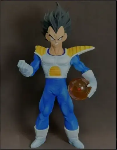 Vegeta action figure with dragon Ball size 25 cm