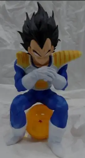 Vegeta sitting on dragon ball figure size 25 cm